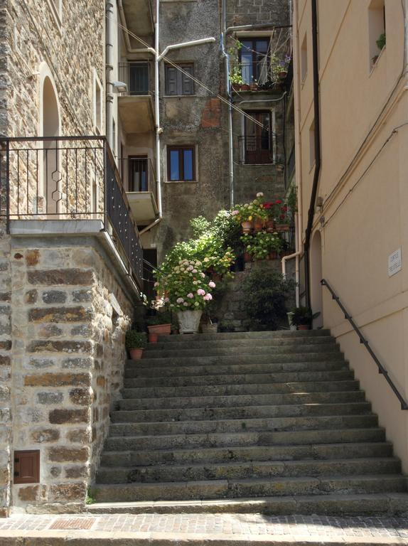 Notti O' Tunn Luxury Rooms In Centro Geraci Siculo Luaran gambar