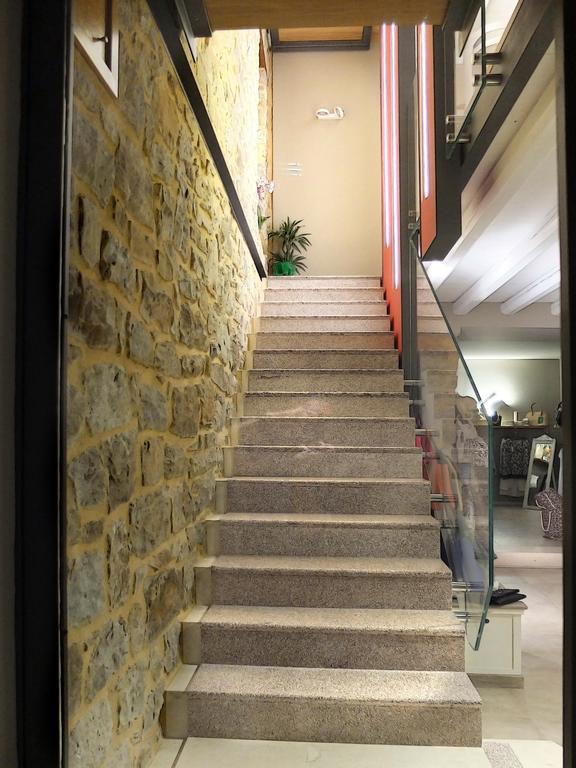 Notti O' Tunn Luxury Rooms In Centro Geraci Siculo Luaran gambar